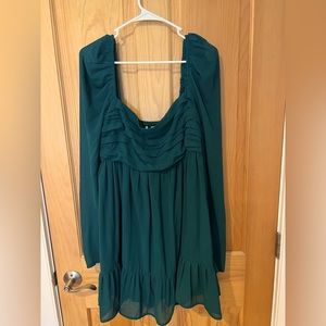 Abercrombie long sleeved ruched baby doll mini dress size L in emerald green